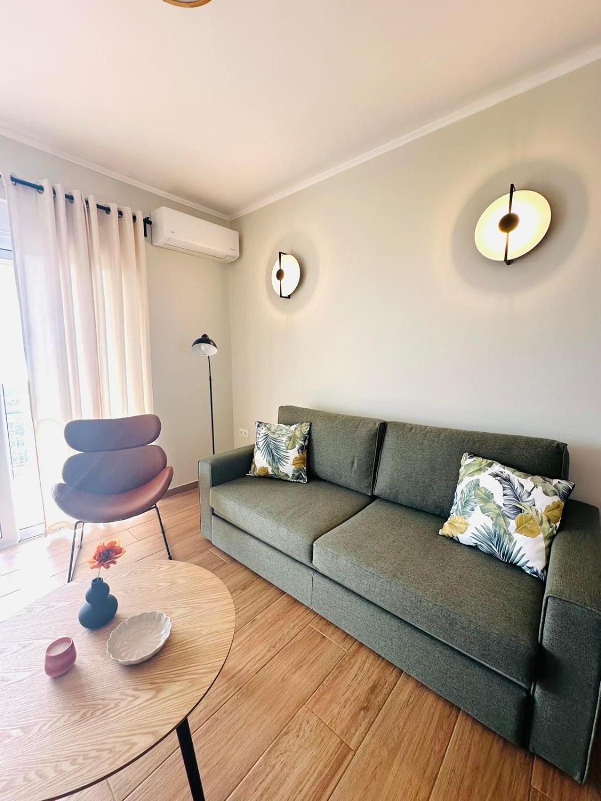 Cosy Apartment With Great Views Longa Ngoại thất bức ảnh